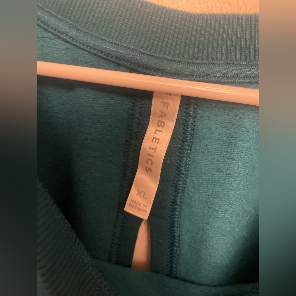 Fabletics Pullover Soft Loungewear Activewear Cro… - image 2